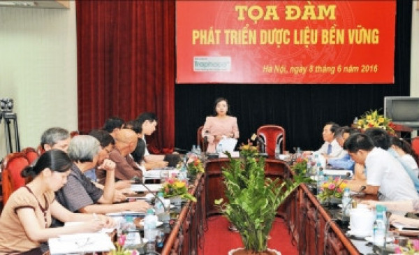 Traphaco tham gia Tọa đàm: “Phát triển Dược liệu bền vững ”