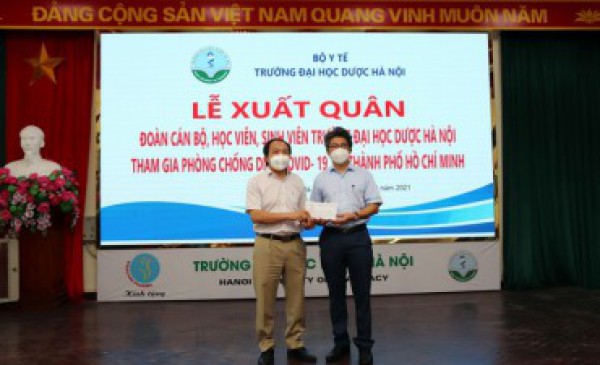 CTCP Traphaco ủng hộ Đoàn cán bộ, sinh viên tình nguyện ĐH Dược Hà Nội vào TP. HCM hỗ trợ phòng dịch