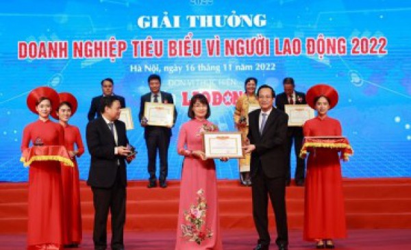 Traphaco được vinh danh “Doanh nghiệp tiêu biểu vì người lao động 2022”