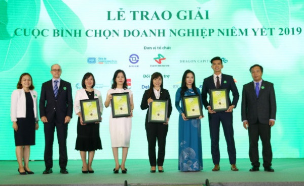 Traphaco tiếp tục thắng lớn trong Cuộc Bình chọn doanh nghiệp niêm yết 2019